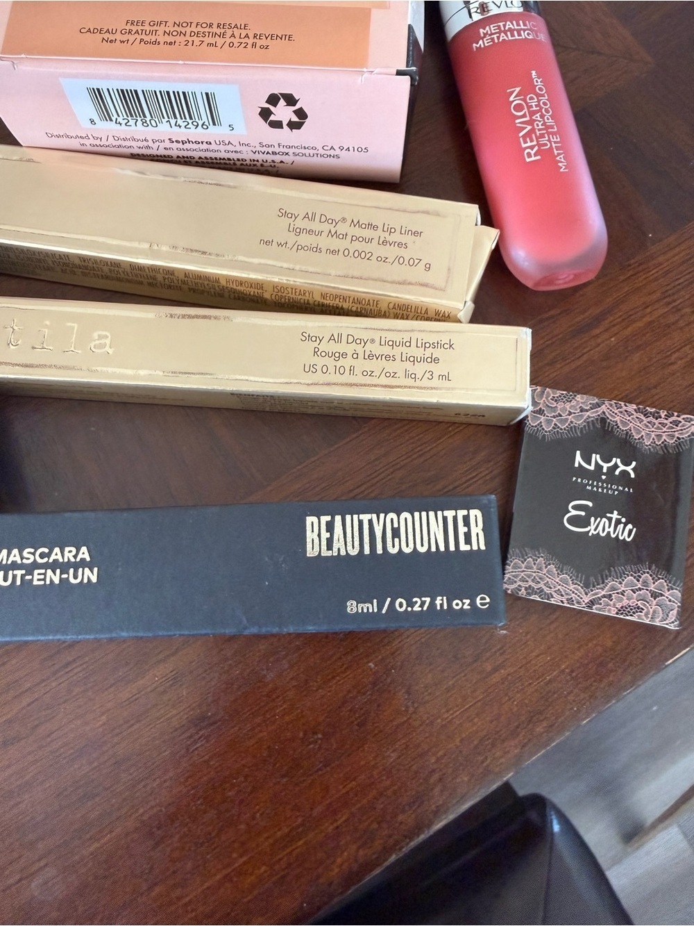NWT makeup bundle - Picture 3 of 5